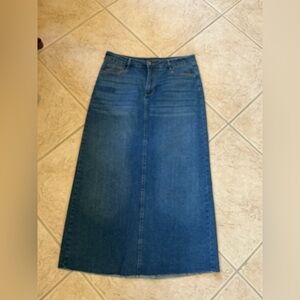 Baccini  Maxi Denim Jean Skirt with Faux Slit in Back, Womens Size 6